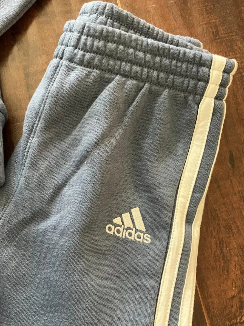 NWT Adidas Youth 2-piece Active Set - Size 4T